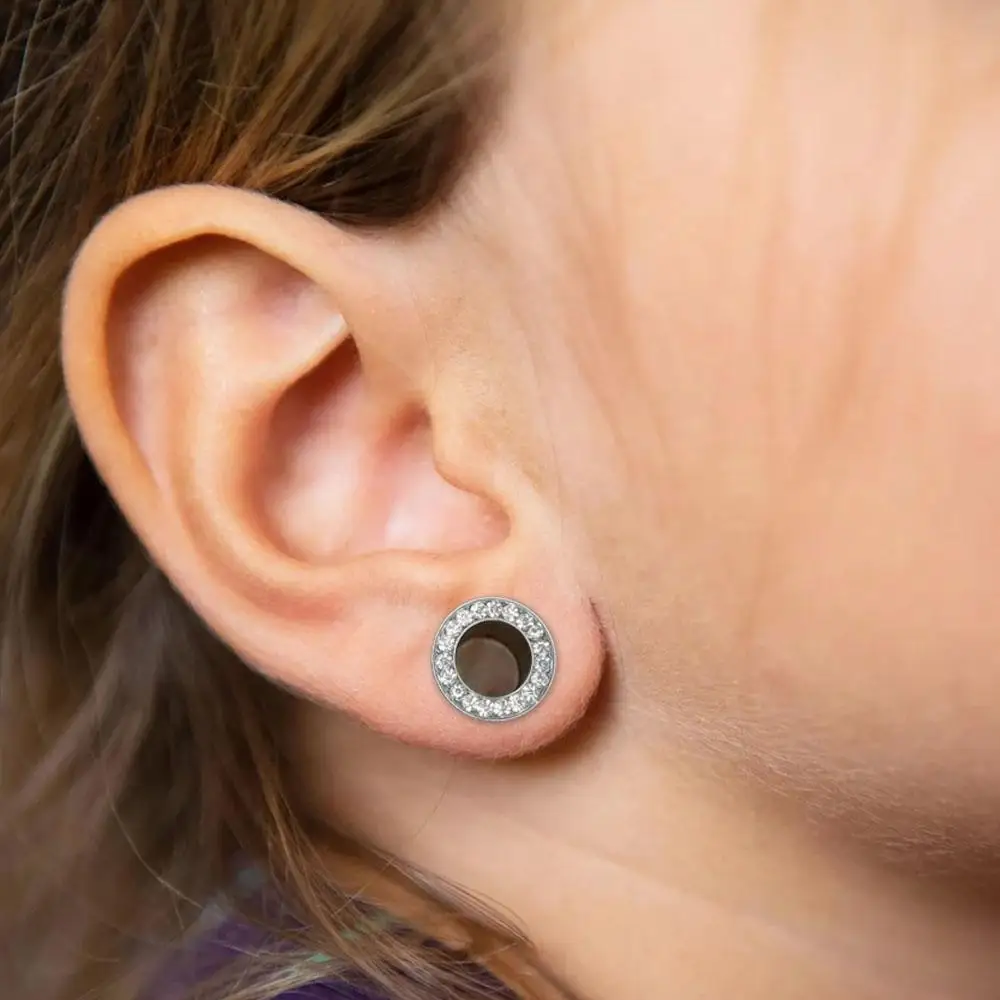 1Pcs Stainless Steel Ear Tunnels Cubic Zircon Earrings Flesh Plugs for Ear Brass Hollow Plugs and Tunnels Piercings Stretcher