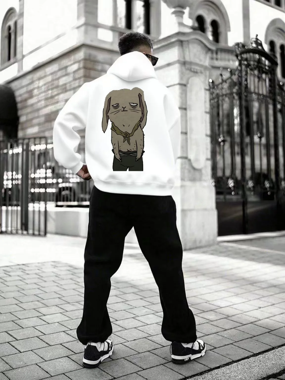 

Мужской весенне-осенний комплект с капюшоном! Полный комплект в комплекте. Идеальная толщина, долговечность. Легко сочетается, обязательный весна-осень!