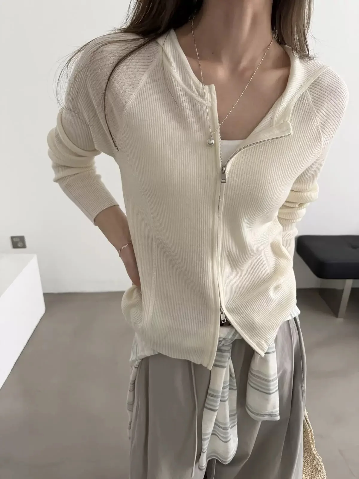 

Женский модный весенний вязаный кардиган Lilian Miluroom с капюшоном на молнии, приталенный, с длинными рукавами