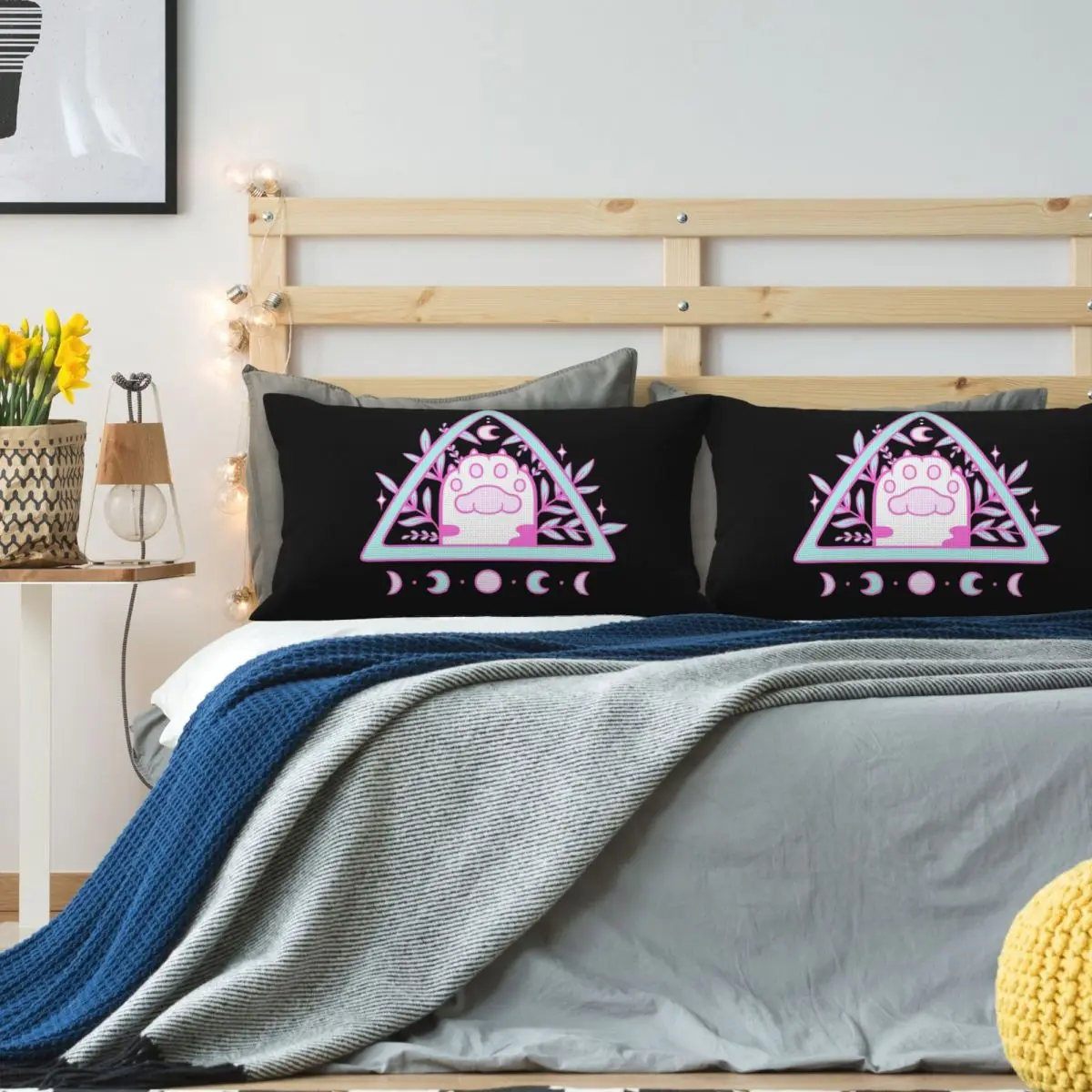 

Чехол для подушки Witchy Cat Paw Black Nikury, прямоугольный, льняной, полиэстер, декоративный, для дома, для кровати, комфортный, для декоративной подушки