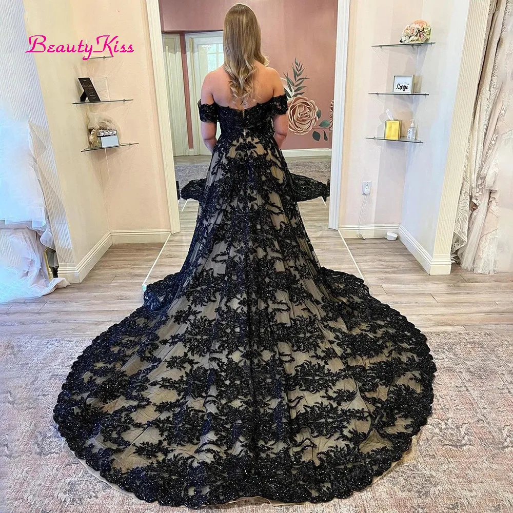 Luxury Wedding Dress Black Bridal Dress with Applique Sexy Sweetheart A-Line Long Train Wedding Gowns vestidos de novia