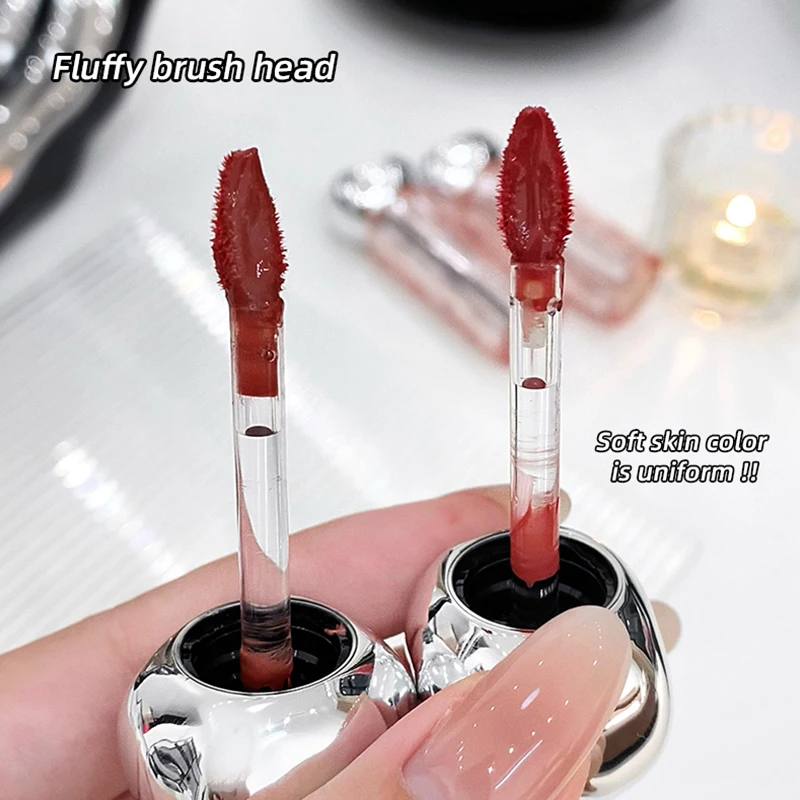 Crystal translucent lip glaze moisturizing water is not easy to fade natural color mouth red lip glaze