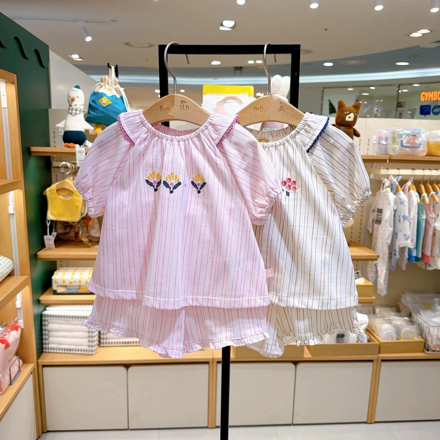 

Summer New Style Kids Clothing Set Stripe Sleeveless T-shirt Casual Pants Sweet Match for Girls Fashionable And Versatile