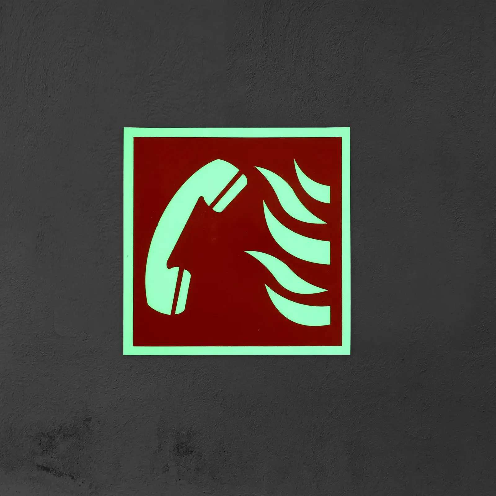 Phone Stickers PVC Glow Dark Labels for Elevator Tunnels Basements Emergency Signs Traffic Safety