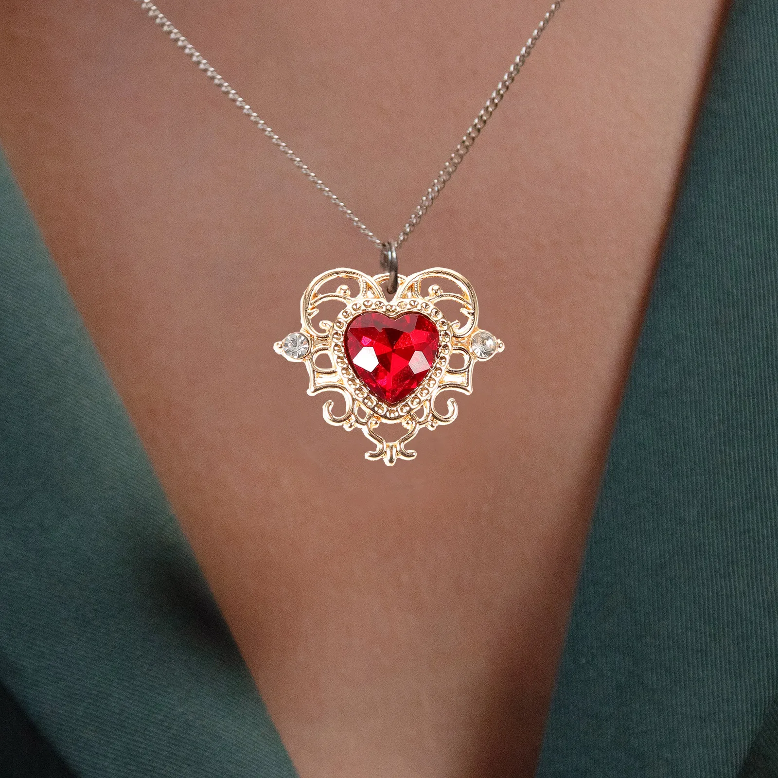 

10 Pcs Retro Hollow Accessories Diy Necklace Pendant Heart Jewelry Making Charms