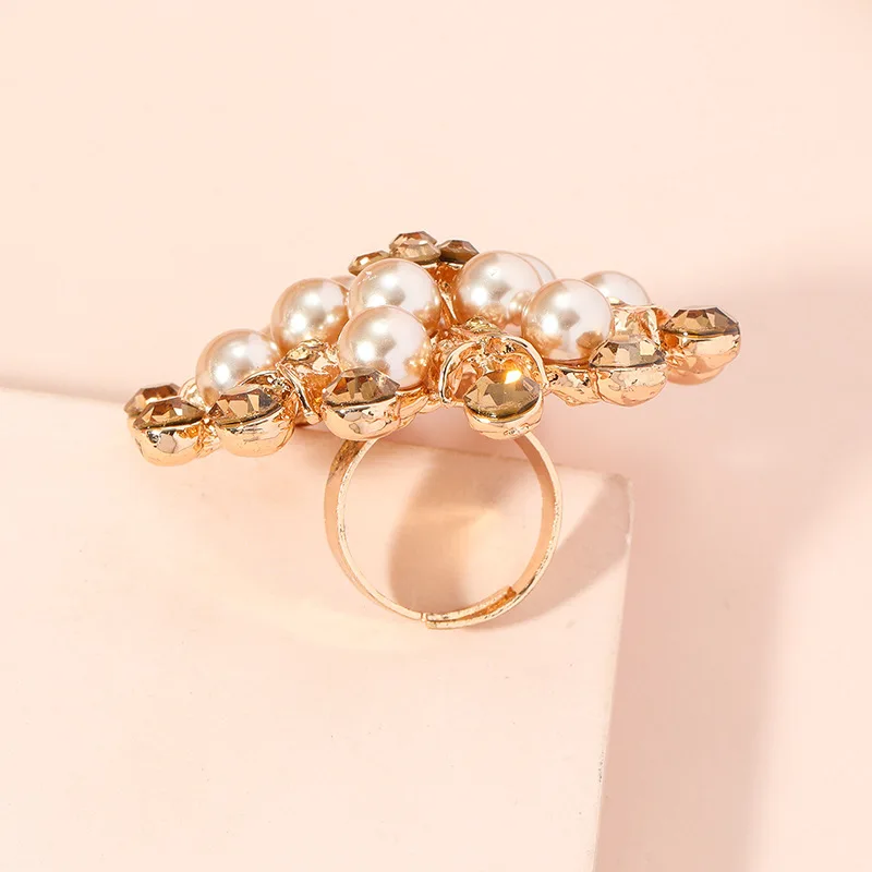 Luxury Exaggerated Pearl Chunky Adjustable Wedding Rings for Women Girls Chic Big Rose Flower Finger Rings Fashion Party Jewelry