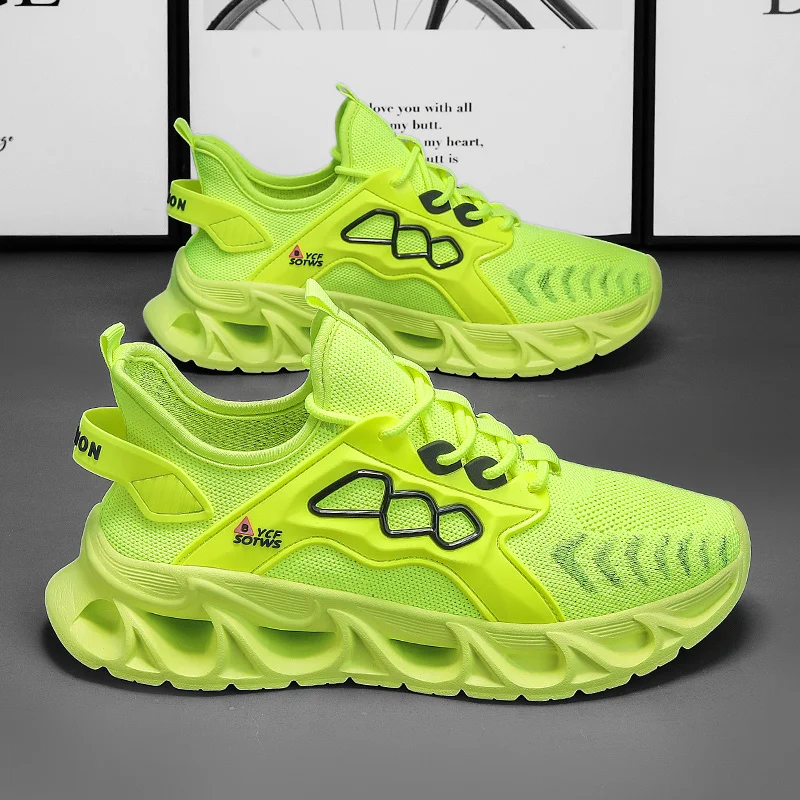 

2025 Summer Man Sneakers Plus Size 46 Light Running Shoes Men Blade Sneakers Knit Breathable Mens Sports Shoes zapatillas hombre