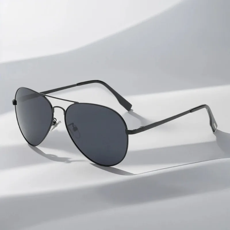 Classic Big Pilot Sunglasses Men Luxury Metal Black Aviation Sun Glasses Male Fashion Driving Vacation Shades UV400