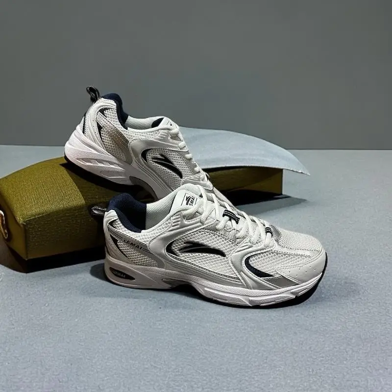 

Fall Fashionable chunky casual sports shoes, bold look, stand out