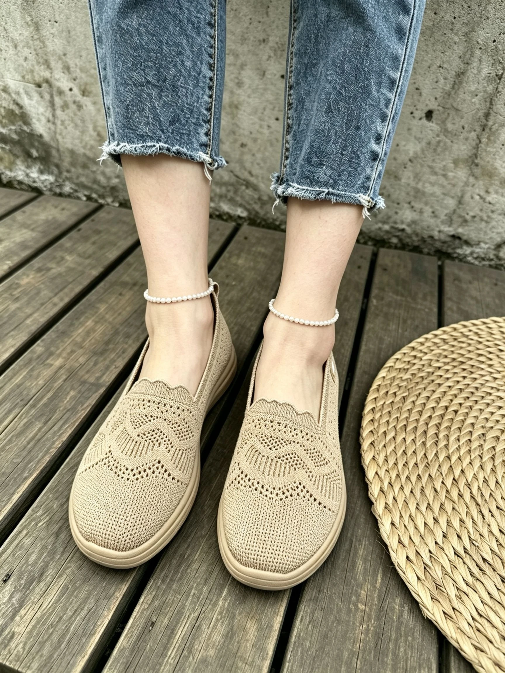 Damen Slipper aus Strickmaterial, atmungsaktive Mesh-Flachschuhe, leichte, bequeme, weiche Sohle, lässige Gehschuhe für ältere Damen. – Detail 10