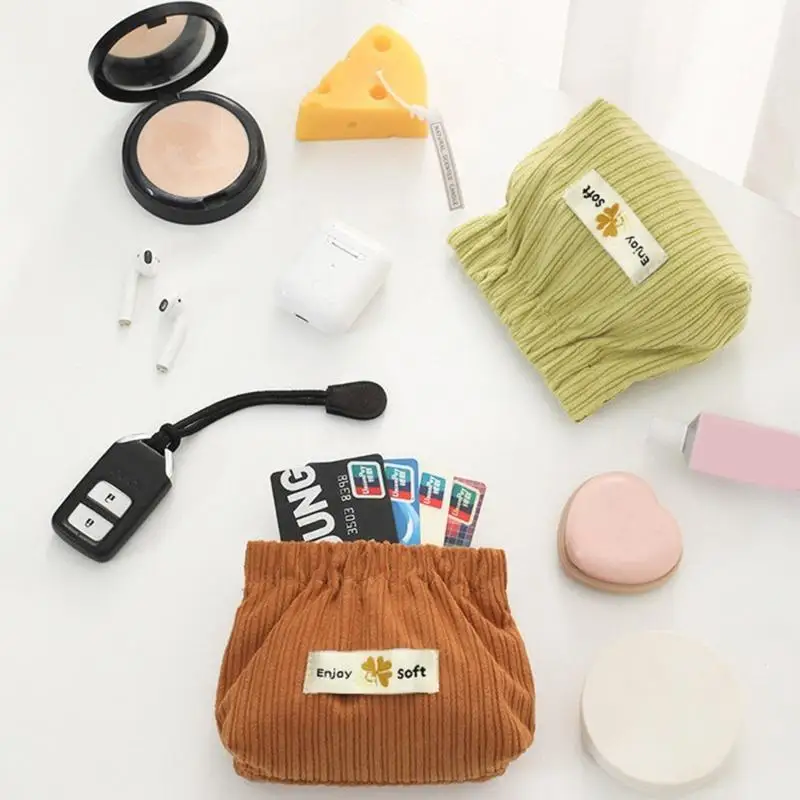 Soft  Women Coin Purse Mini Cute Zipper Girls Coin Wallet USB Cable Bag Key Wallets