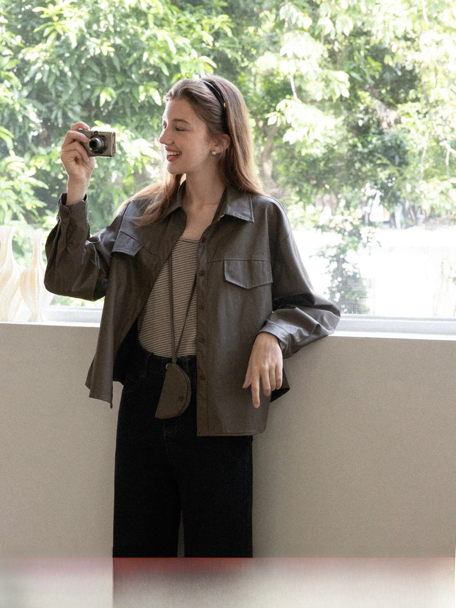 Giacca in Pelle Marrone Stile Retrò Americano da Donna, Design alla Moda per Moto e Pendolarismo, Manica Lunga