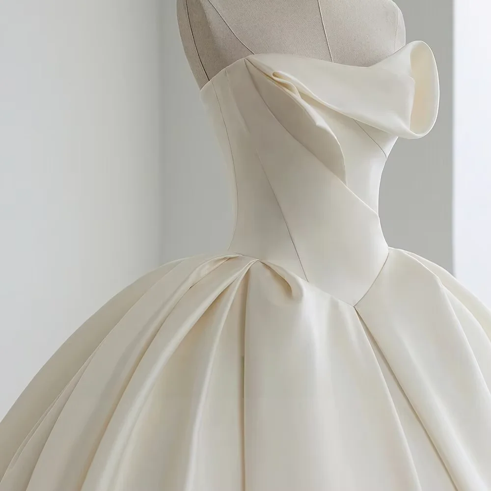 Luxury Mikado Satin Wedding Dress Strapless Folded Bodice Ball Gown Long Train Ivory White Bridal Gown Custom Vestidos De Novia