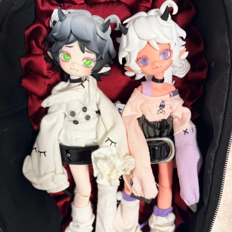 Cooze 1/8 Bjd قرون الشيطان صندوق أعمى المنقولة دمية زخرفة ألعاب رائعة الحركة المشتركة الإبداعية سطح المكتب جمع اللعب