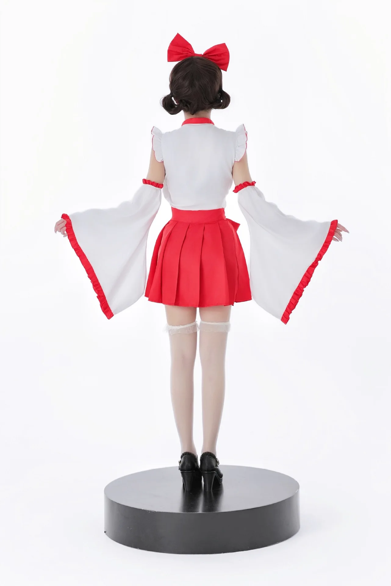 Рисунок 3 - Японский костюм ведьмы