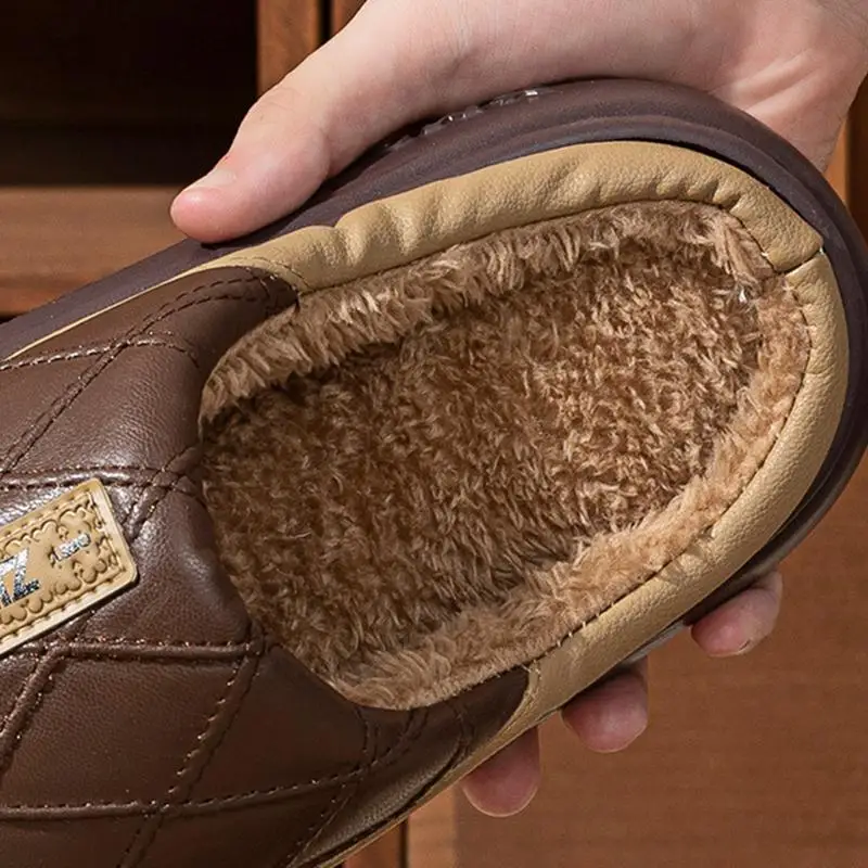 Herrenmode PU-Leder Fleece-gefütterte Hausschuhe Winter Innen- und Außenbereich Wasserdichte Rutschfeste Schuhe Weiche Leichte EVA-Hausschuhe – Detail 7