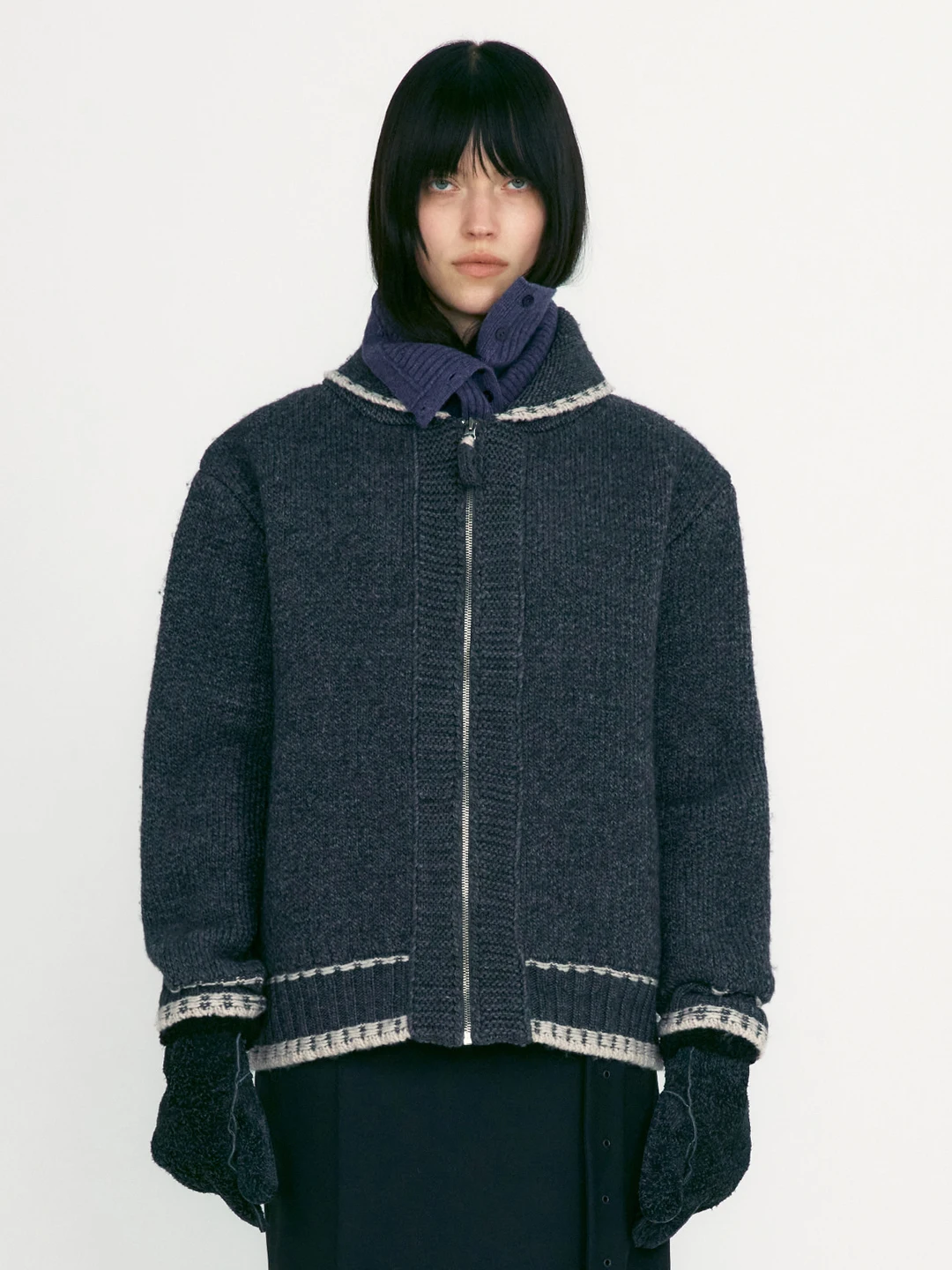 Sweater Cardigan Jacket Women's Autumn and Winter New Korean High-end Thickened Warm Knitted Sweater