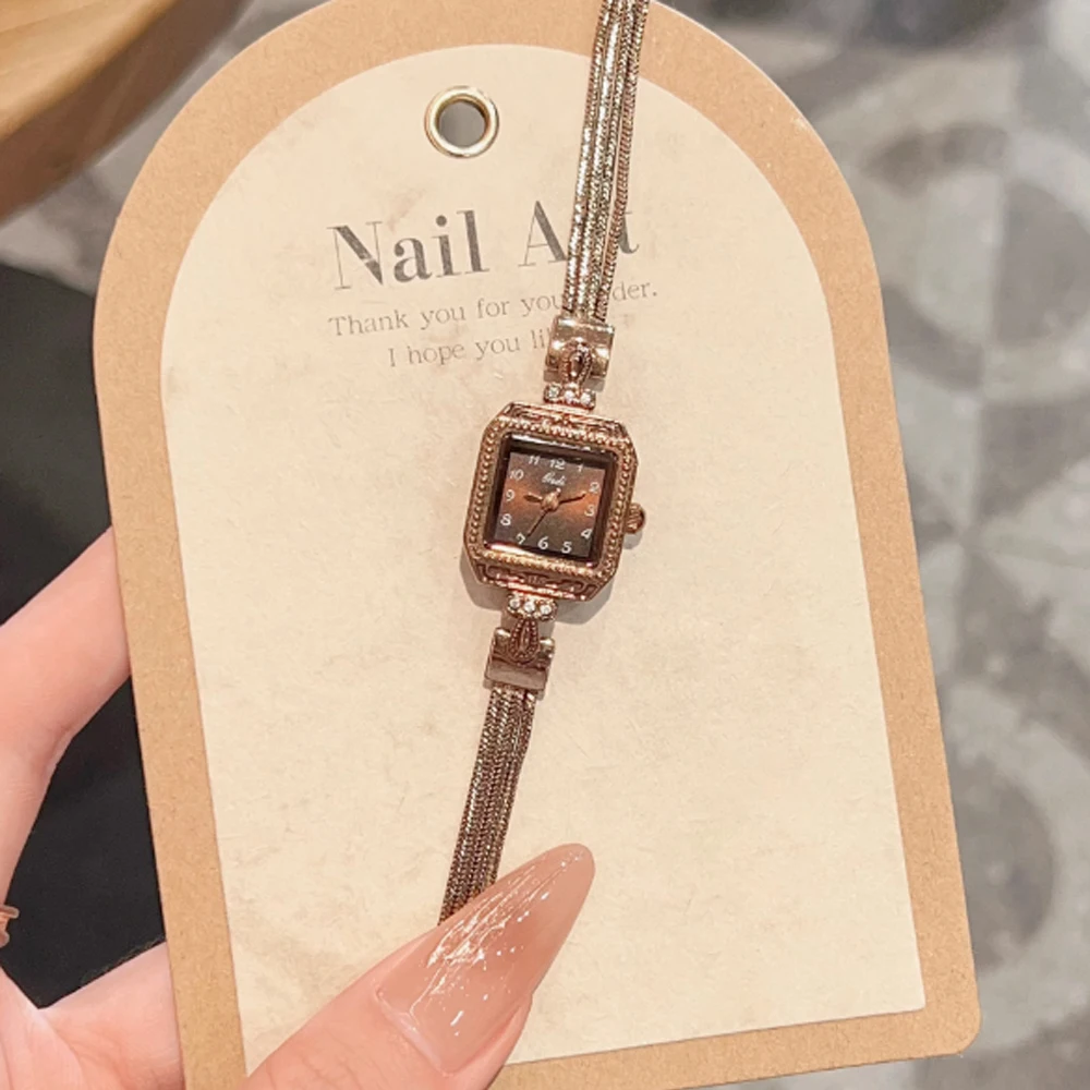 Fashion temperament minimalist luxury retro small square snake gold belt with quartz women's watch