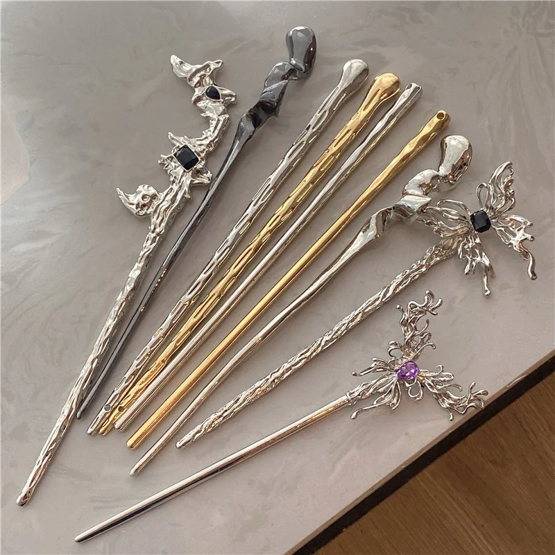 Fashion Butterfly Hair Sticks for Women Metal Hair Clip Pins Minimalist Irregualr Girls Hairpins Hair Bun Maker Headwear