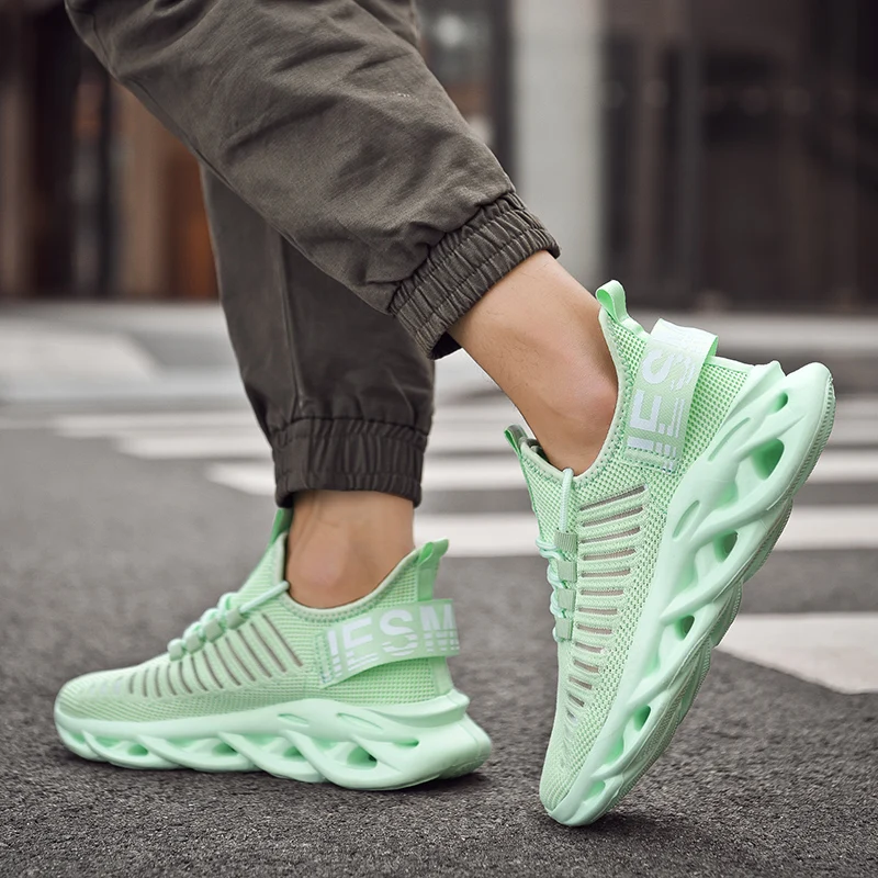 Sportliche Herren-Sneaker, leichte, atmungsaktive Turnschuhe, rutschfeste Wanderschuhe, bequeme Sportschuhe für das Training von Männern – Detail 12