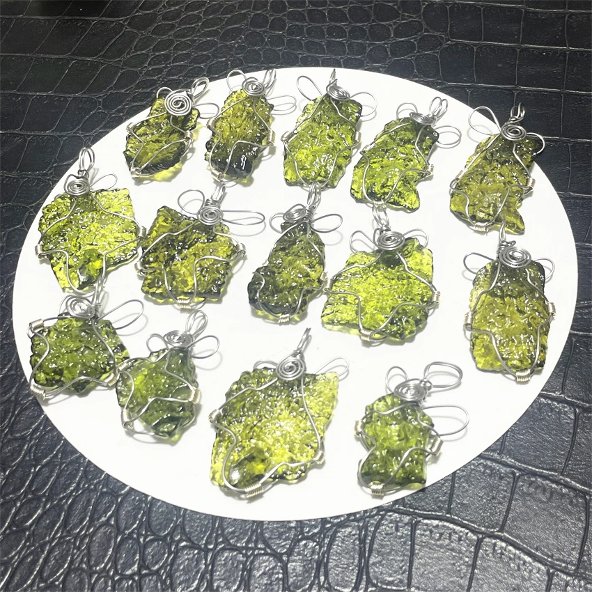 Moldavite Pendant Green Irregular Shape Moldavite Czech Meteorite Raw Rough Crystal Energy Stone for Art Jewelry Making