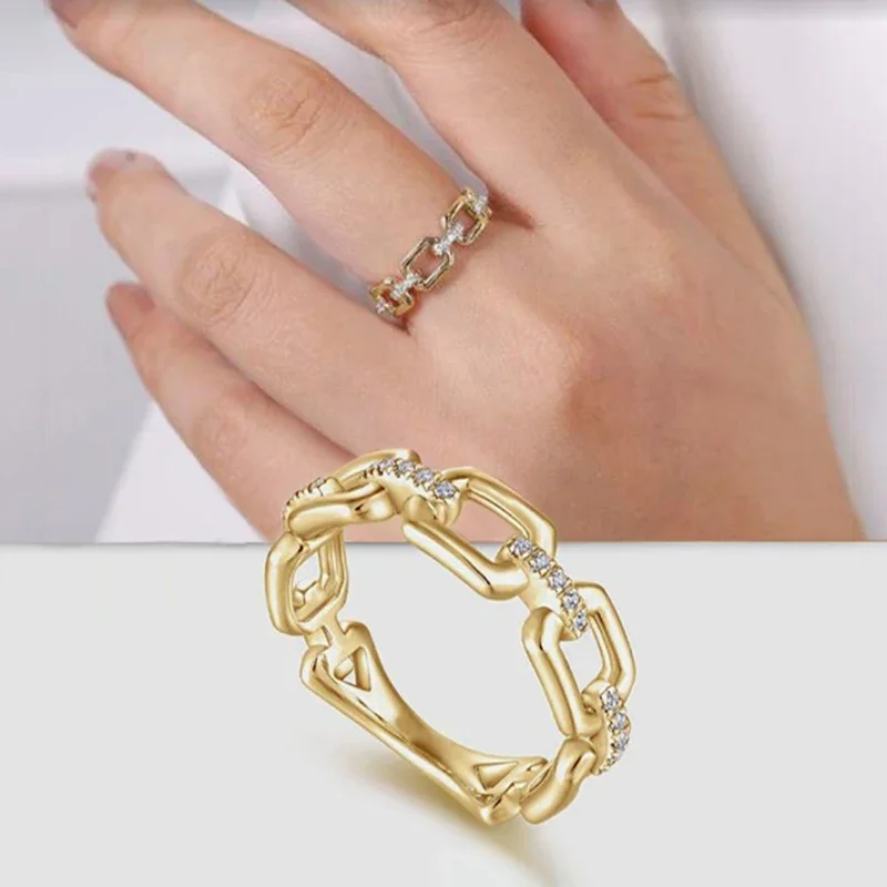 Huitan Fashion Chain Linked Design Women Rings Gold Color Modern Statement Female Accessories Daily Wearable Party Chic Jewelry