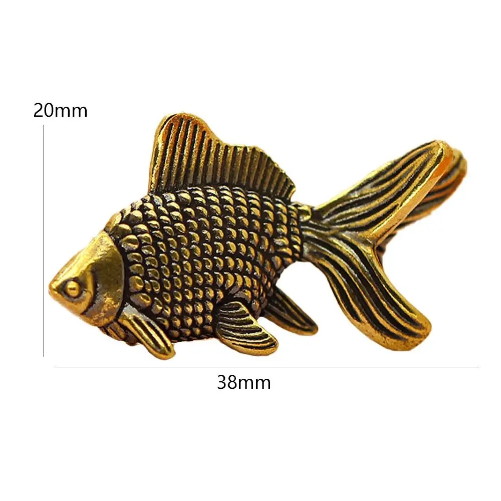 Cute Vintage Brass Goldfish Statue Elegant Ancient Goldfish Figurines Exquisite Lifelike Lucky Charm Animal Sculpture