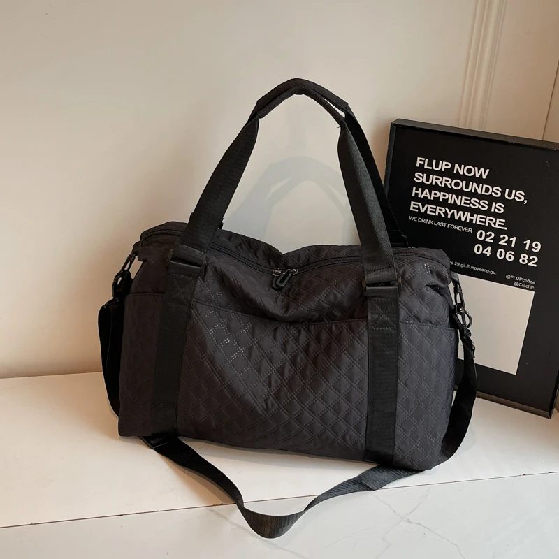 

Large Capacity Outdoor Waterproof Travel Bag Luggage Handbag Women Shoulder Bag Nylon Men Sports Gym Bag Female Crossbody Bags