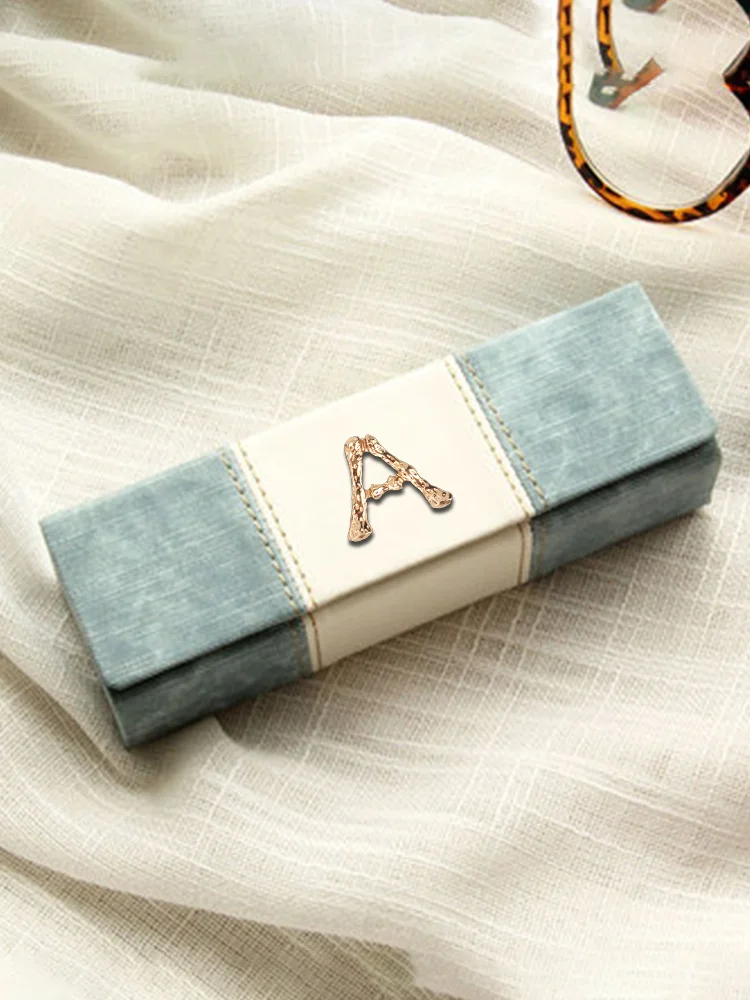 

Portable Eyewear Case High-End Design Protection - Playful Collage Star Decor