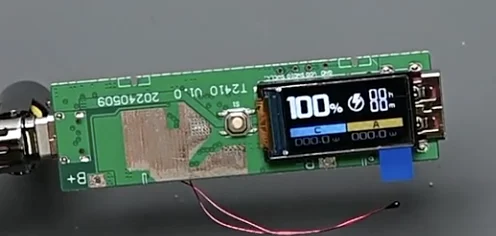 PD/QC full protocol 22.5W fast charge flash charge mobile power supply board TFT digital display color screen power bank module