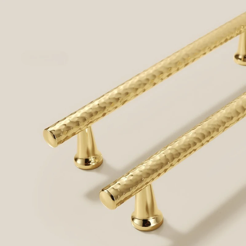 American Hammered Furniture Handles Bright Gold Kitchen Cabinet Door Handles Zinc Alloy Handles for Wardrobe and Drawer