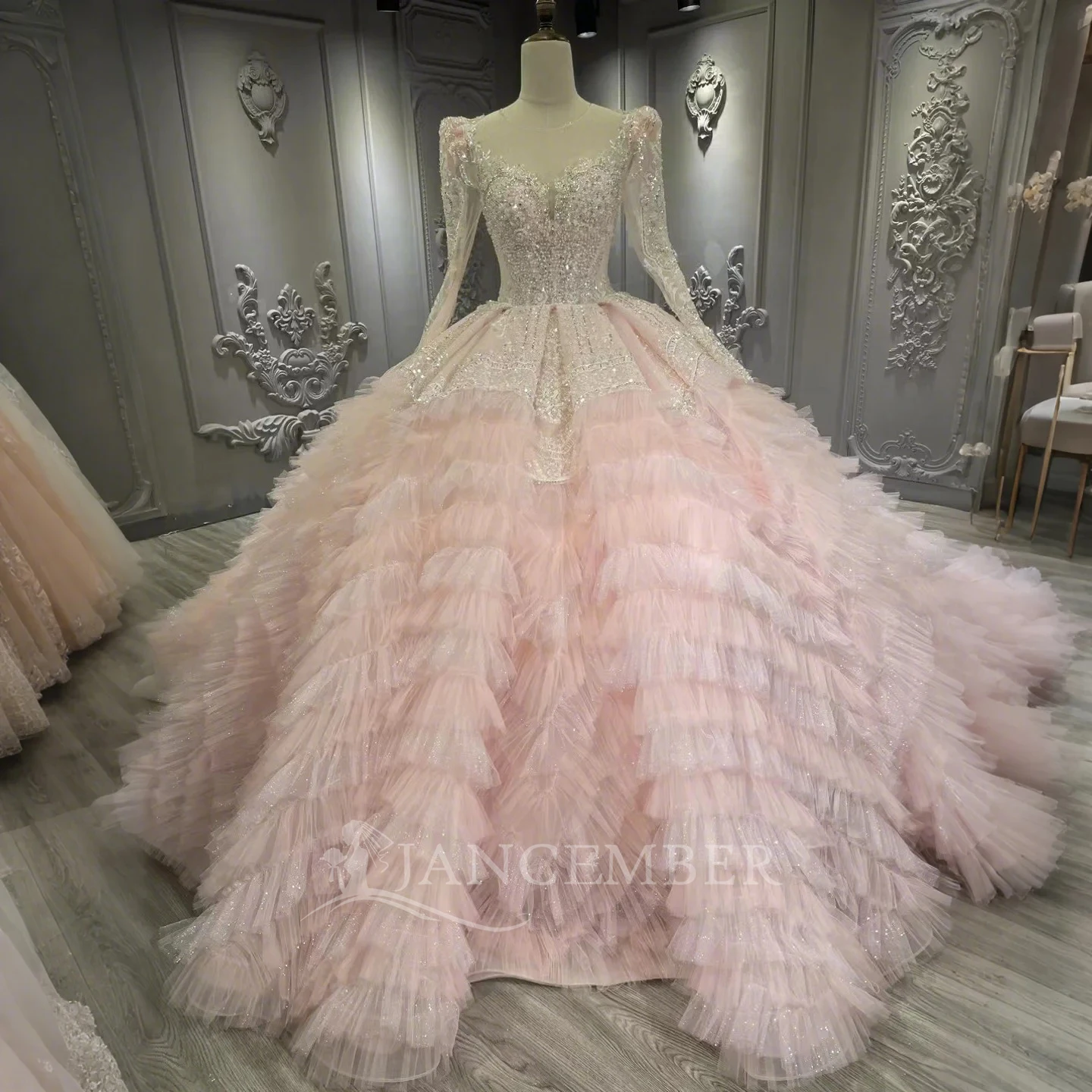 

Pink Quinceanera Dress 2025 Princess Sweet 16 Dress Birthday Party Gown Gift Long Puffy Skirt Long Sleeves Vestidos De 15 Años