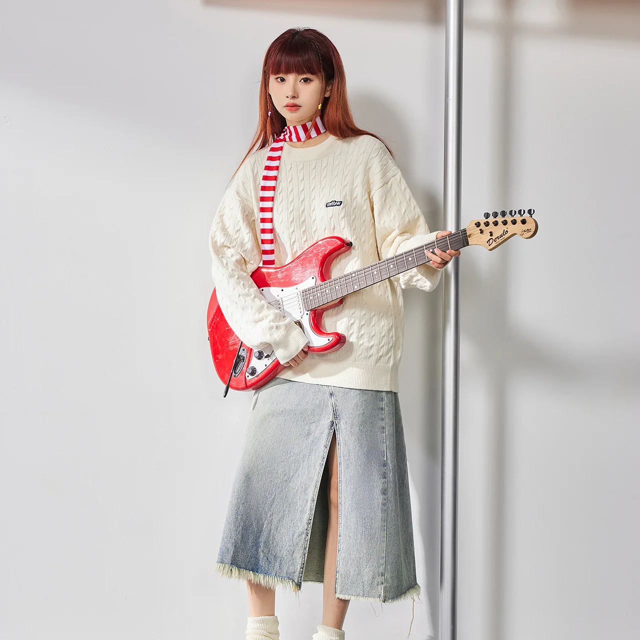 سترة طويلة الأكمام للرجال والنساء ، سترة دافئة مع ياقة مستديرة ، بلون واحد ، للزوجين ، عيد الميلاد ، الخريف