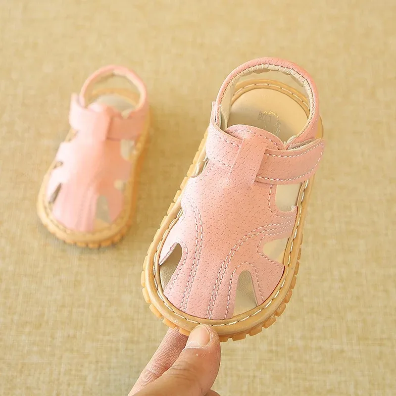 Baby Quietsch-Sandalen für Sommer, Kleinkinder Jungen Mädchen, Niedliche Freizeitschuhe, Rutschfeste Indoor-Lauflernschuhe – Detail 17