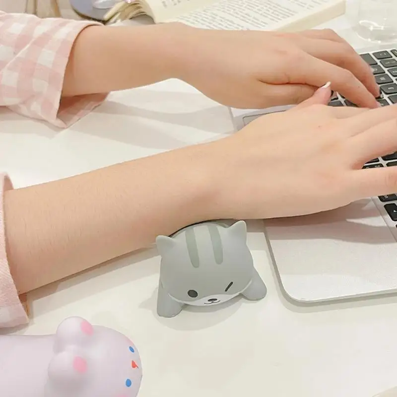 

1pc Cute Wrist Rest, Support for Mouse Keyboard Computer Elbow Pad Arm Rest, for Desk, Kawaii, Office Supplies PU Mouse Pad
