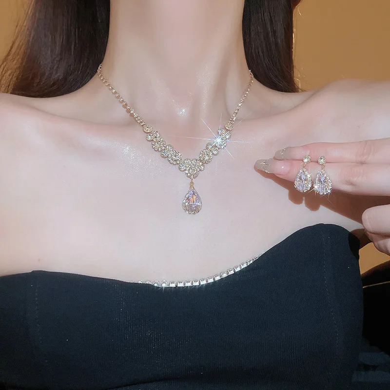 Shiny Crystal Necklace Earrings Women's Fashion Big Water Droplet Rhinestone Necklaces Wedding Evening Dress Jewelry Set image 3