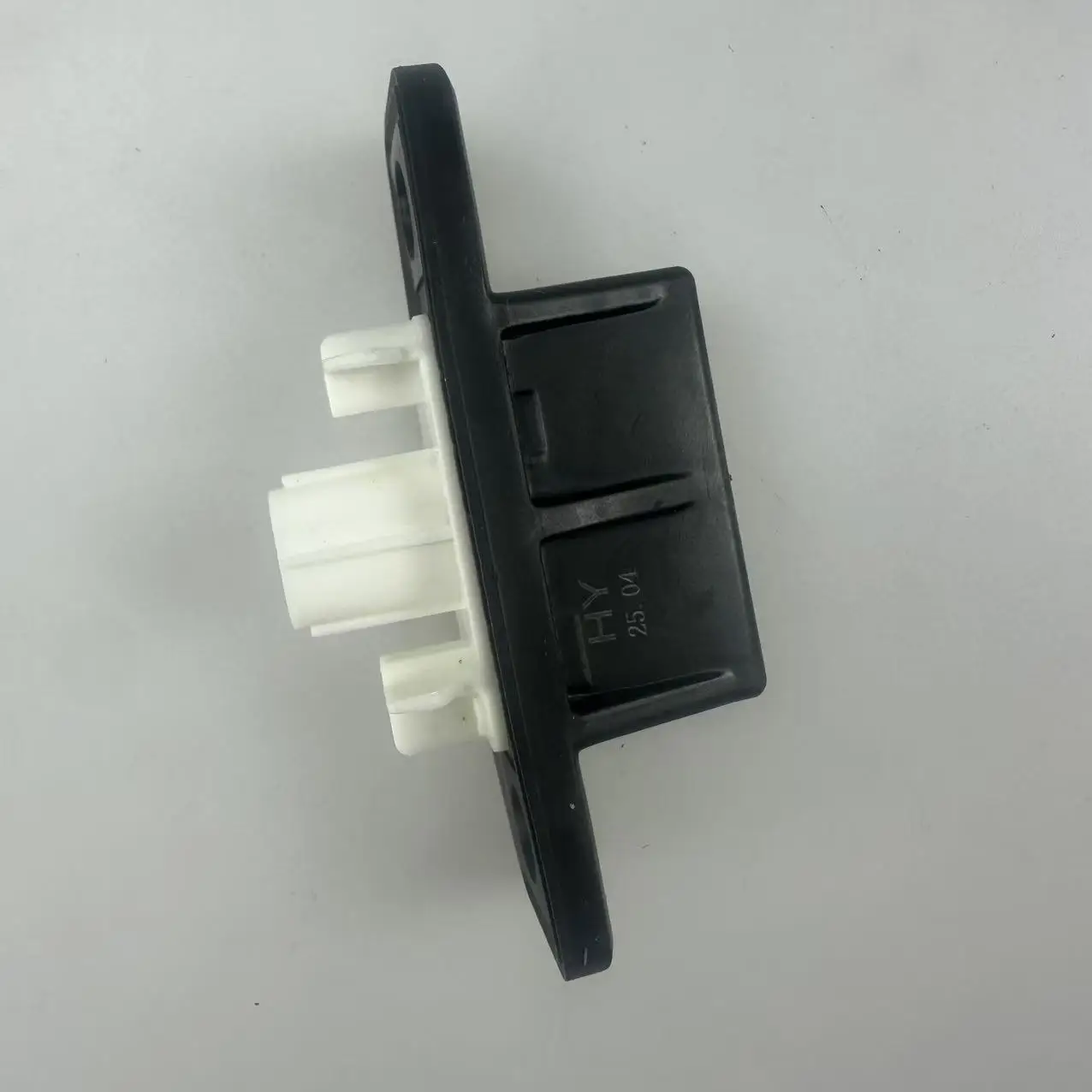 Trunk Lock Motor Actuator For Toyota Corolla Levin Hybrid 2015-2019 Rear Tailgate 84945-02030 84945 02030 12V