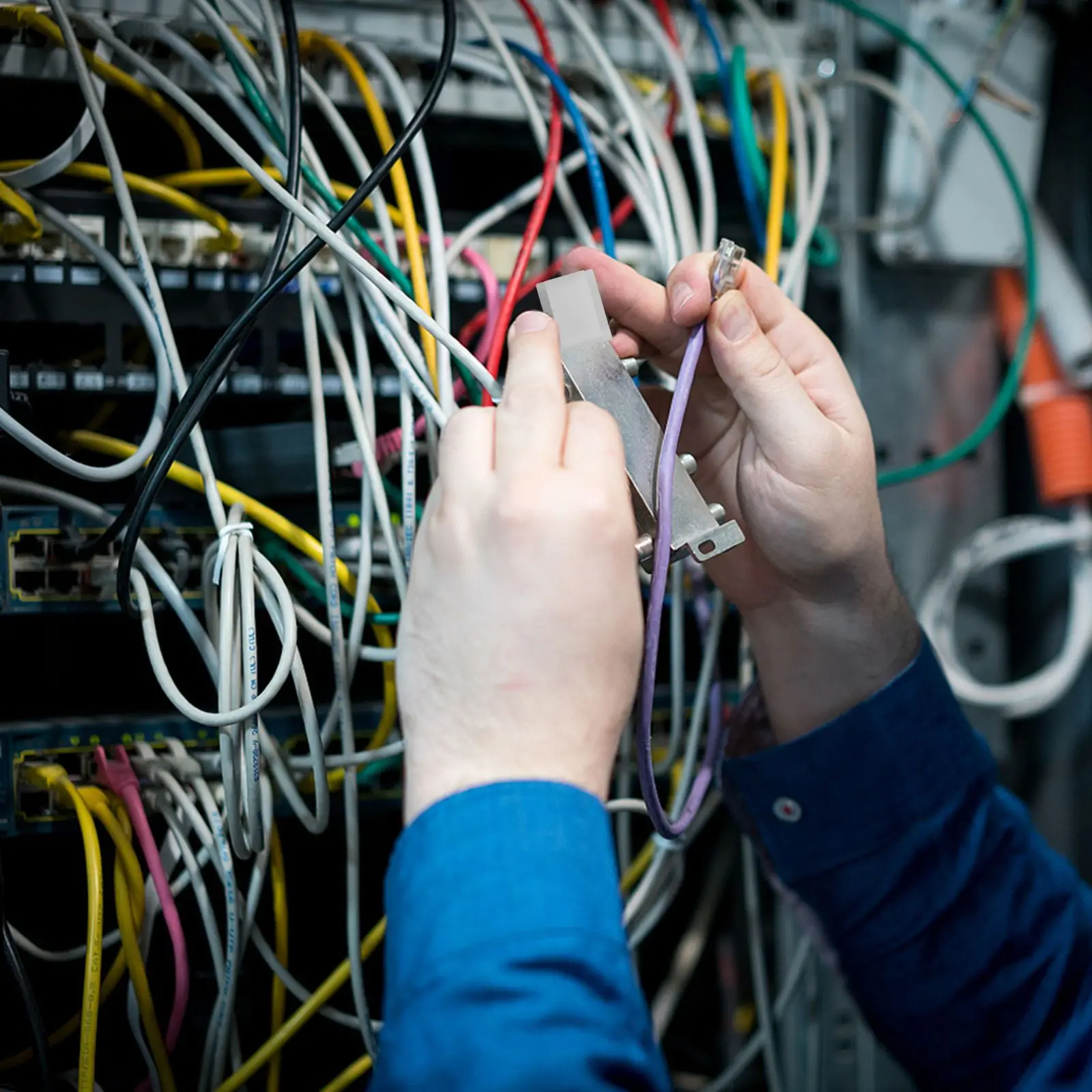 

100 Pcs Organizer LED Light Strip Fixing Clip Wire Holders for Cords Sticky Power