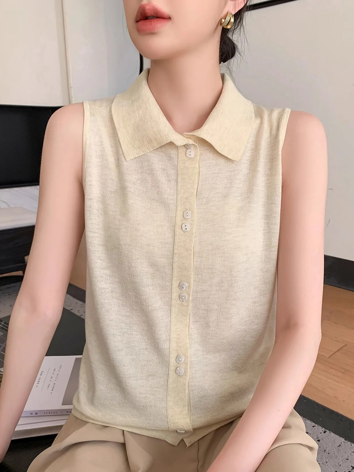 

2025 New Women's Knitted Woolen Loose Svel irt Collared Top Faionable Versatile Thinming Outerwear Casual Commute S...