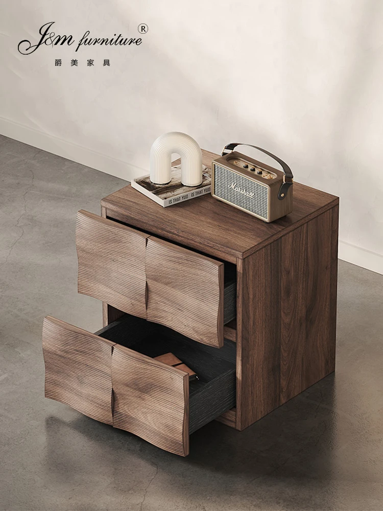 

Solid wood retro bedside table storage master bedroom bedside few artistic locker 2025 new design