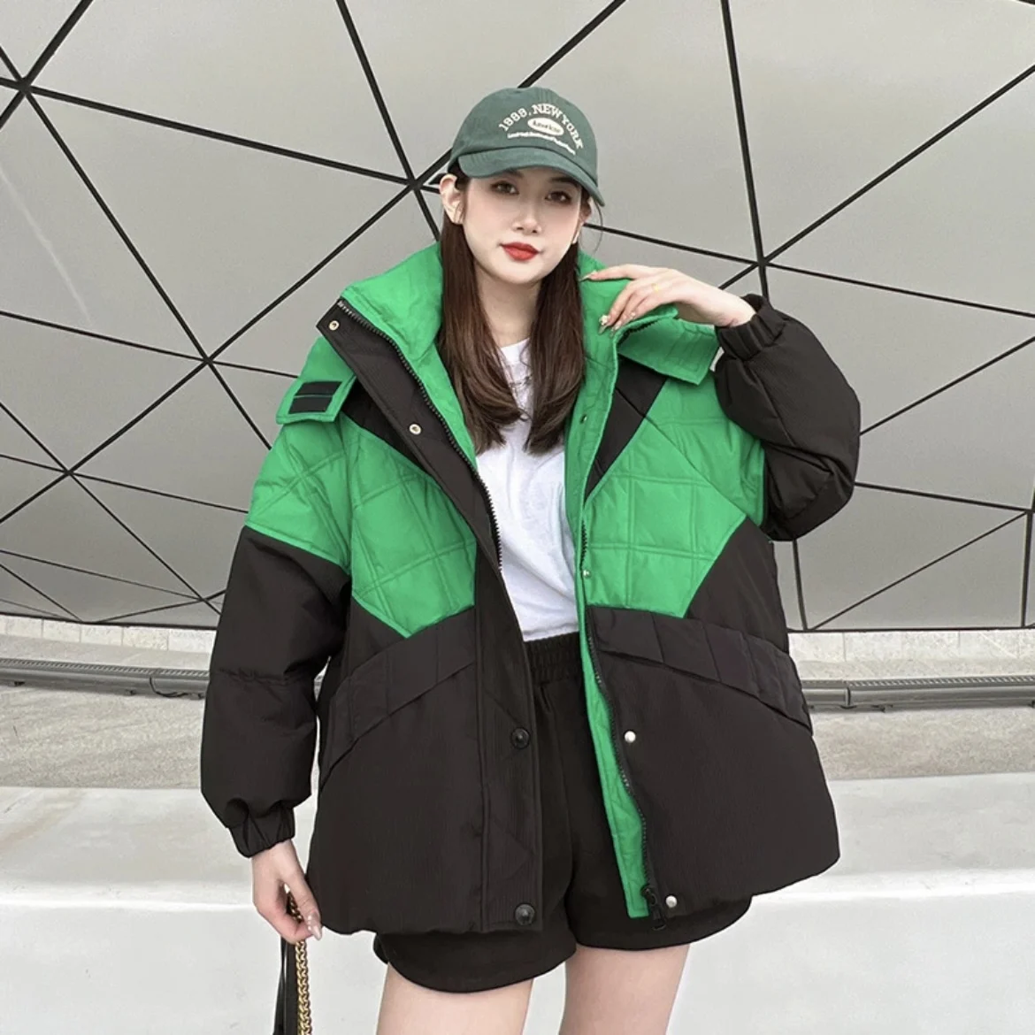 

2023 Autumn Winter Women's Hooded Down Coat Loose Color Blocking Thickening White Duck Down Cardigan Short Coat