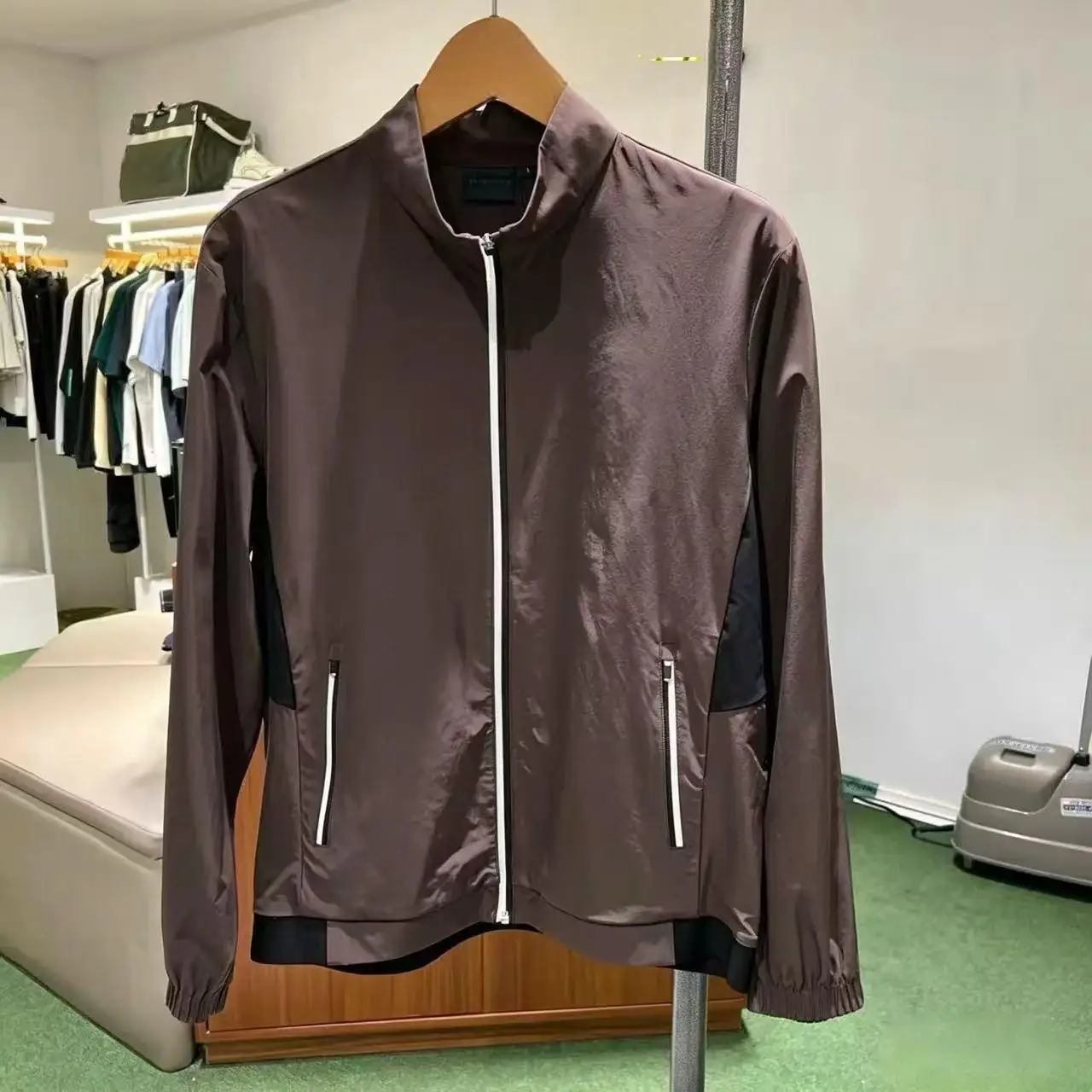 2026 Men Autumn Winter New Color Block Golf Jacket Lightweight Stand Collar Windproof Outerwear