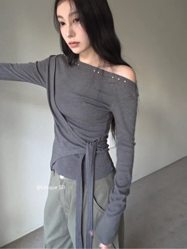 Unique SEI Korean Style Slim Fit Long Sleeve T-Shirt Shoulder Bared Waist Cinched Women's Top Rivet Detail Breathable Springwear