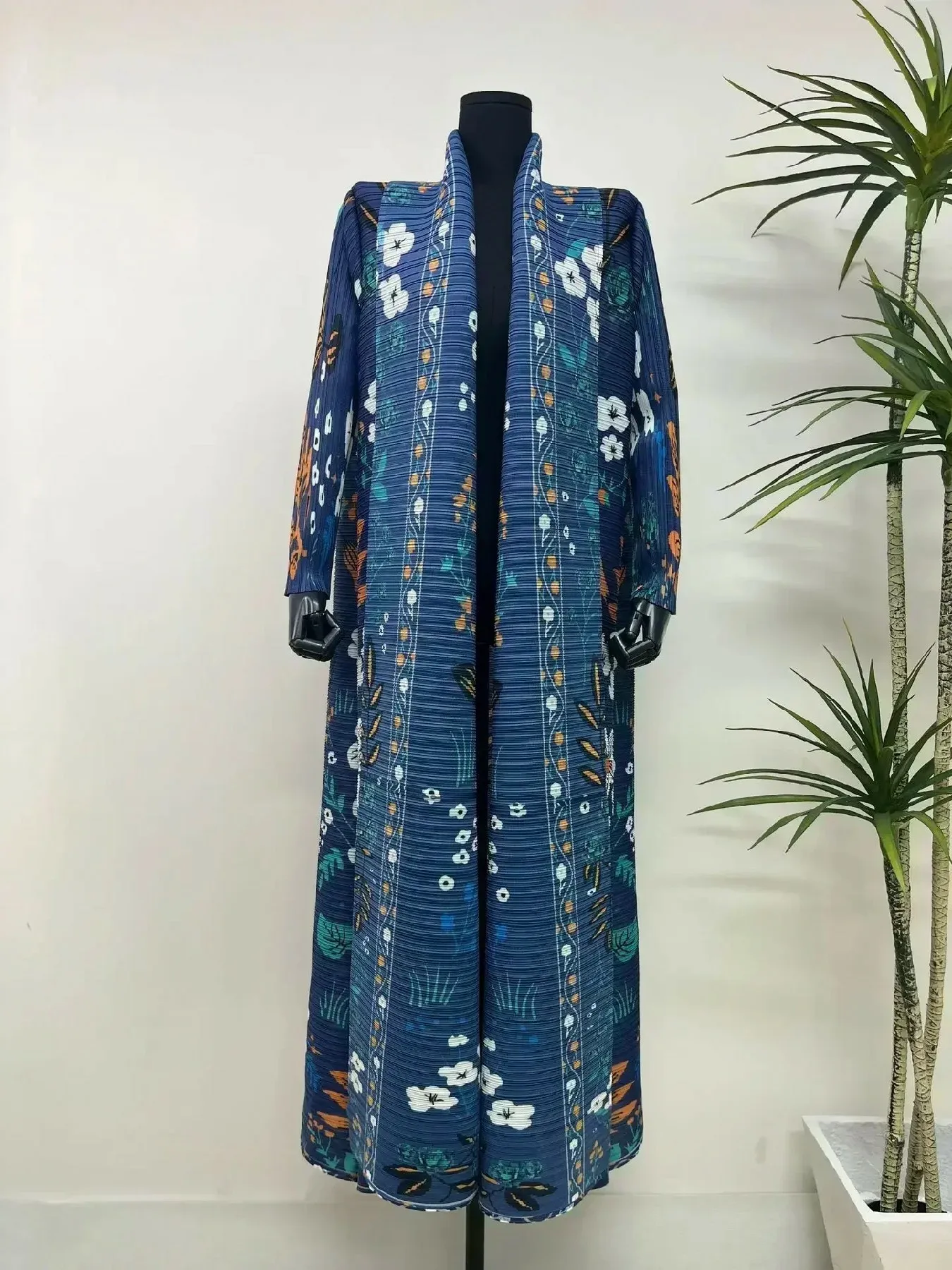 

Miyake Pleated Vintage Printed Turn-down Collar Long Sleeve Long Jacket Women Designer Abaya New Dubai Fashion Plus Size Coats