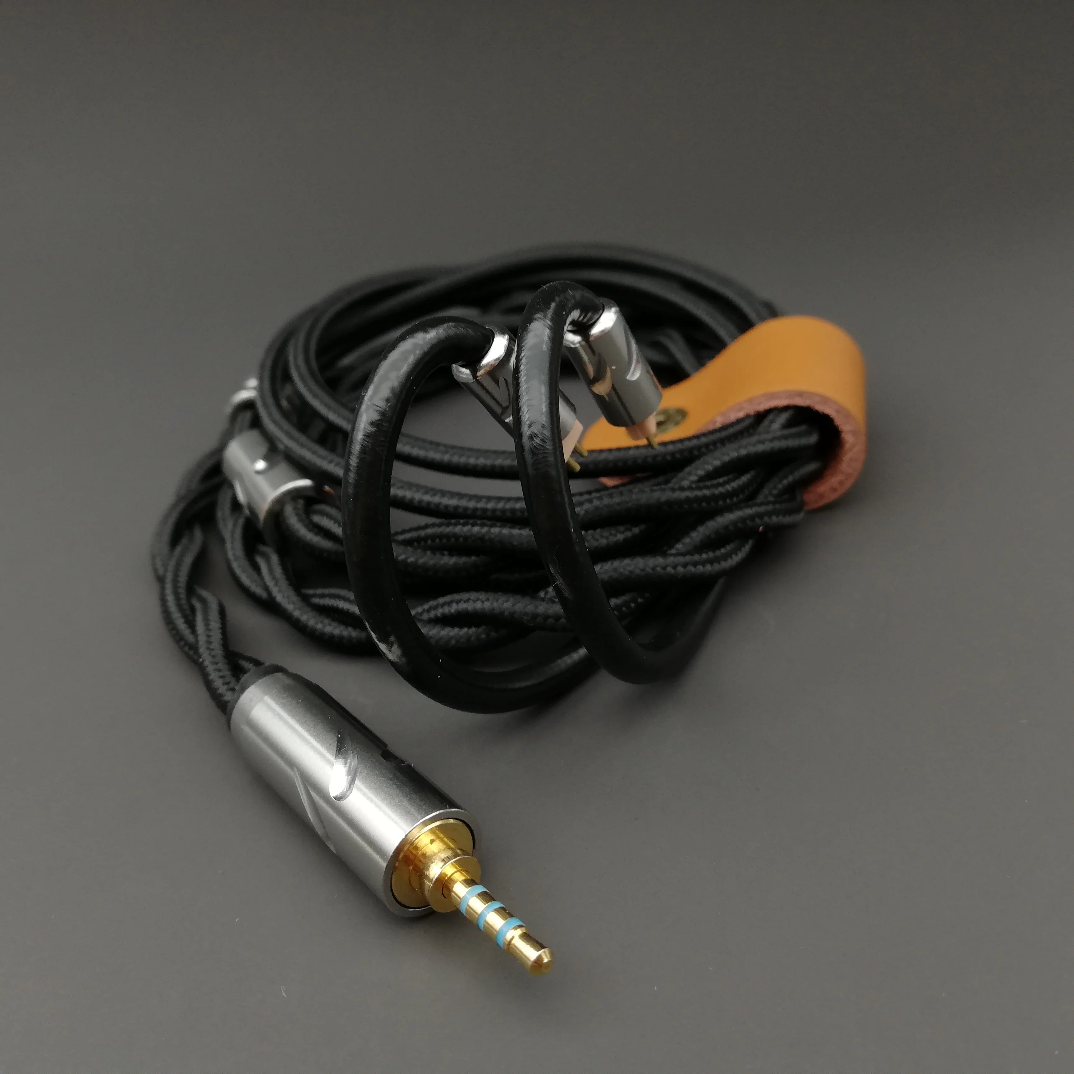 HIFI OCC Graphene + Gold Palladium Cable + OCC Silver Plated Earphone Cable 2Pin 0.78 Or MMCX Cable For Hifi / Fiio /Iem Cable