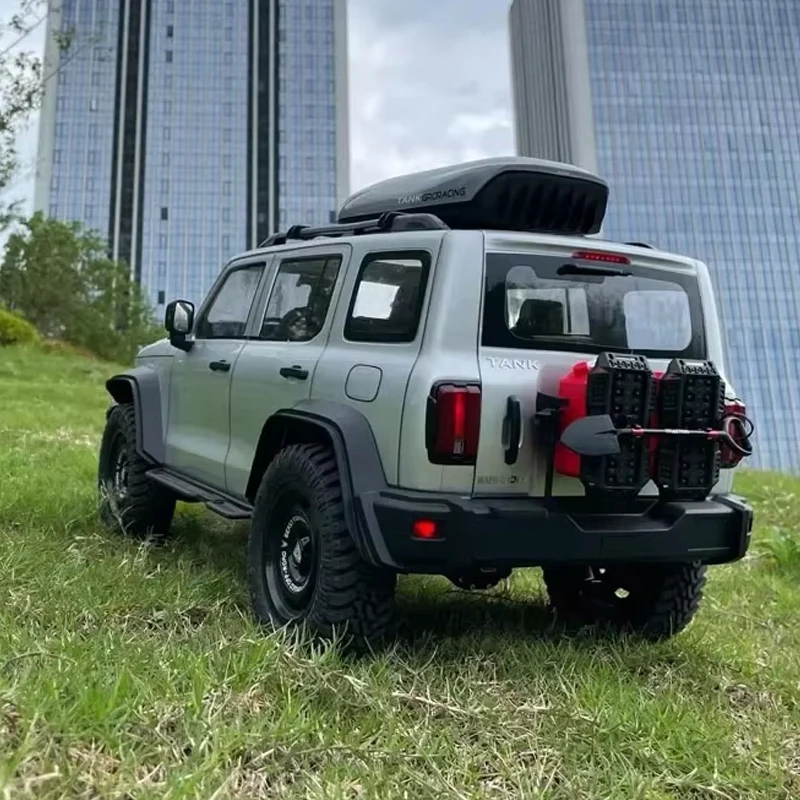 خزان الجر 300 1/8 RC التحكم عن بعد الدفع الرباعي نموذج سيارة مجنزرة RTR نسخة المنافسة الكهربائية لعبة أطفال الكبار