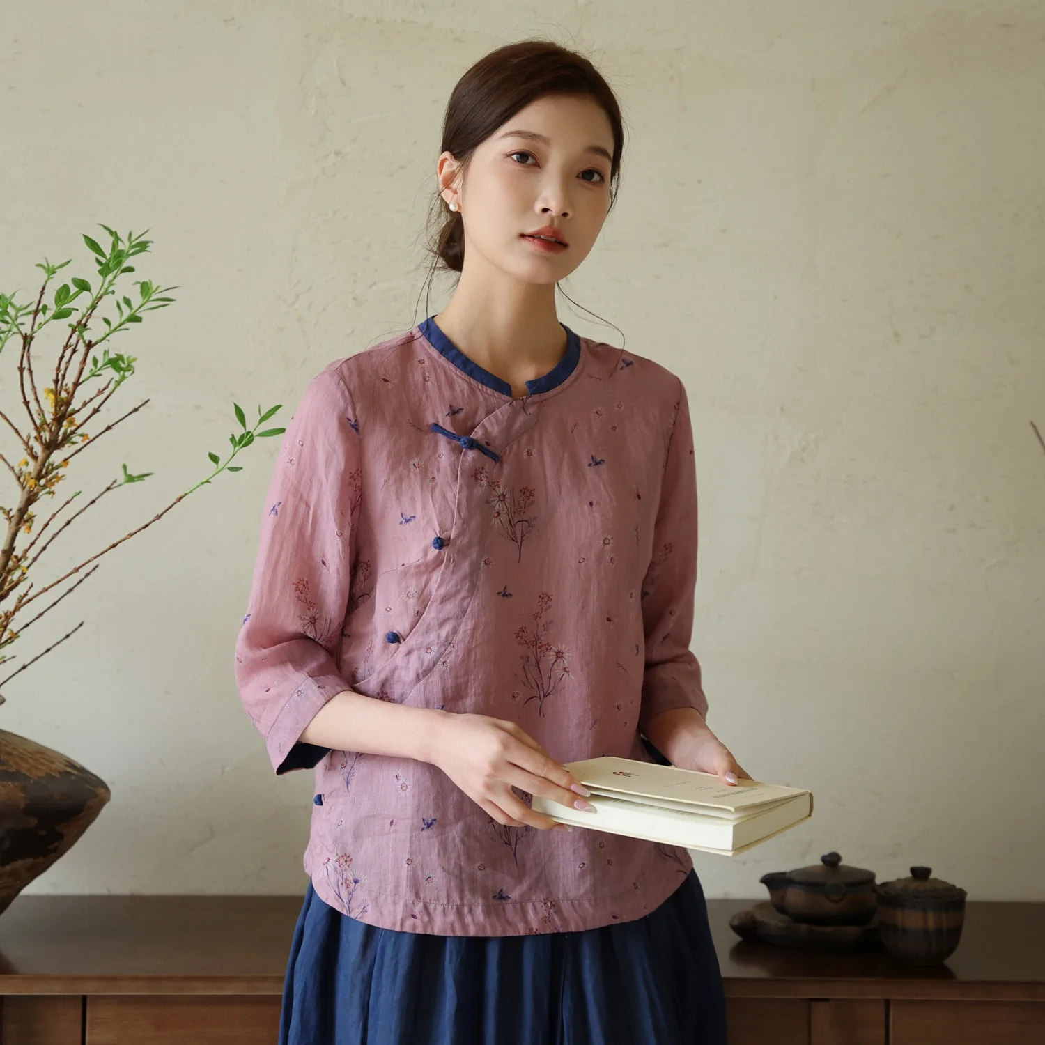 

Spring Summer 2026 Floral Print Cotton Linen Shirt Jacket Women's Top High End Brand Large Size Bubble Sleeve Stand Collar