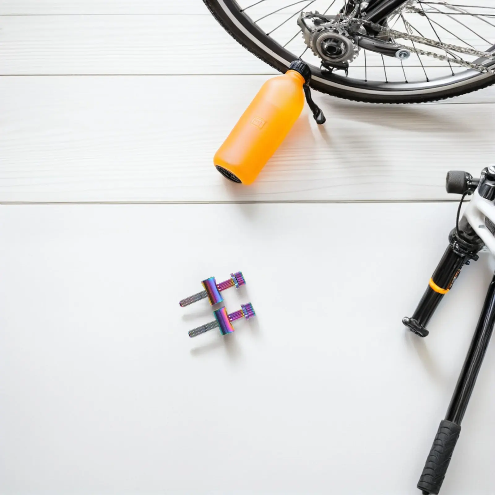 

2Pcs Titanium Seatpost Fixed Bolt M5x35 Precision-Machined Bike Seatpost Screw for Mountain Bike Seat Pipe Clamp Durability