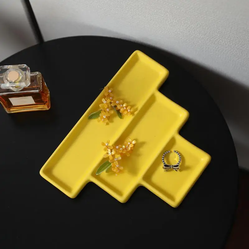 Creative Yellow Ceramic Serving Tray.household Jewelry Storage Tray. Makeup Table Jewelry Display Tray.necklace Storage Box Tray
