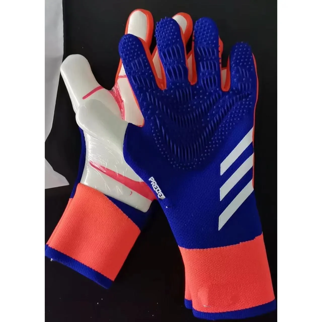 New Goalkeeper Football Gloves for Adult Matches Professional Anti Slip Breathable and Wear-resistant for Childrens Goalkeepers